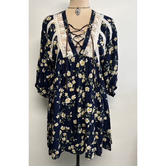 Umgee Dresses & Skirts - Umgee Boho Dress Medium Cottage Daisy Flowy Lace Up Top Hippie Pheasant